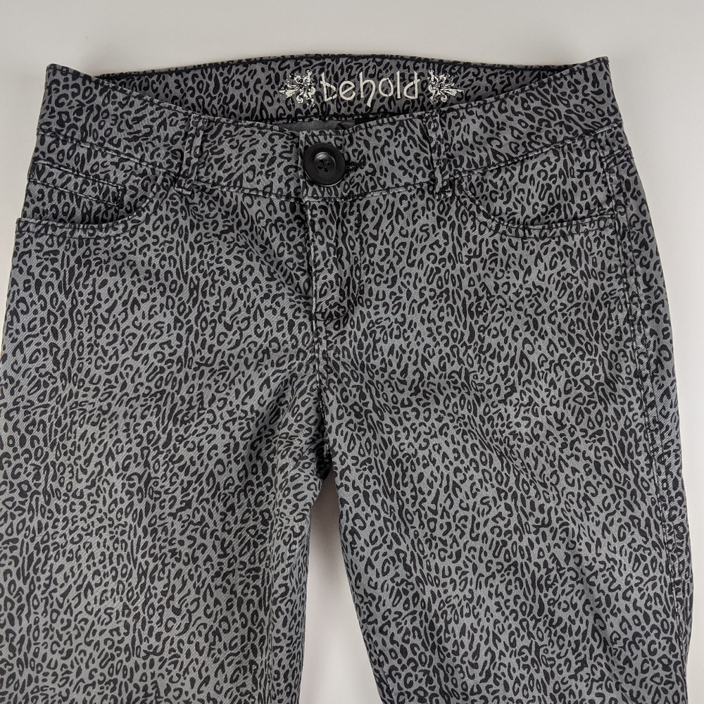 Behold Leopard Print Skinny Jeans (Size: 9 Juniors)